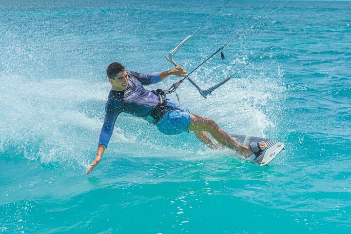 Kitesurfing Lessons in Aruba: Learn to Ride with Vela Sports at Fisherman's Huts photo 5