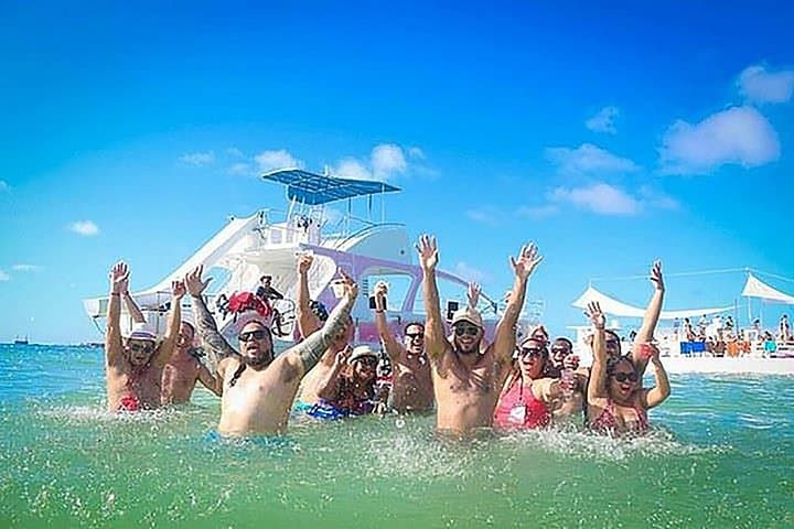 Adults-Only Catamaran Party in Punta Cana: Snorkel, Open Bar & Natural Pool photo 6