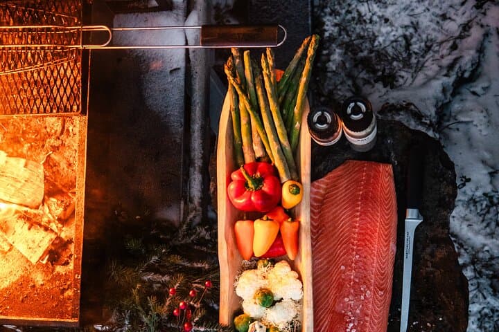 Northern Lights Glass Igloo Dinner Near Rovaniemi: Private Aurora Chase & Snowmobile Option photo 2