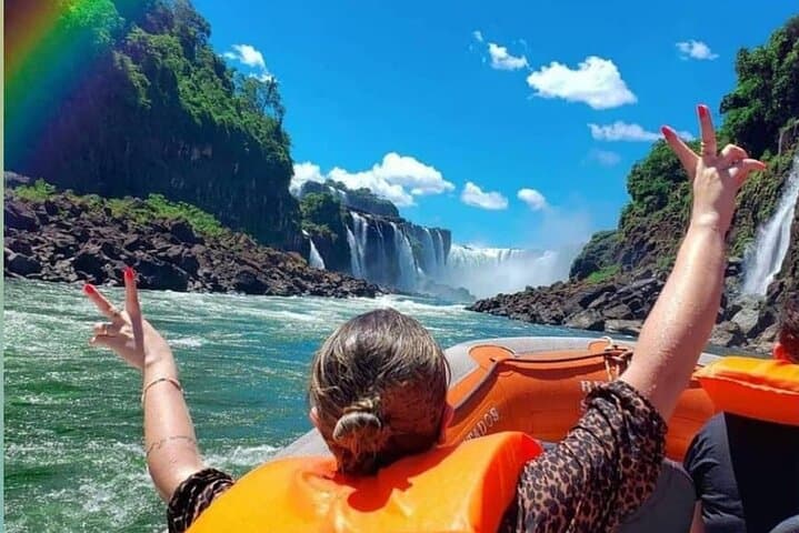 Full-Day Private Iguazu Falls Tour (Argentina + Brazil) with Optional Boat Ride