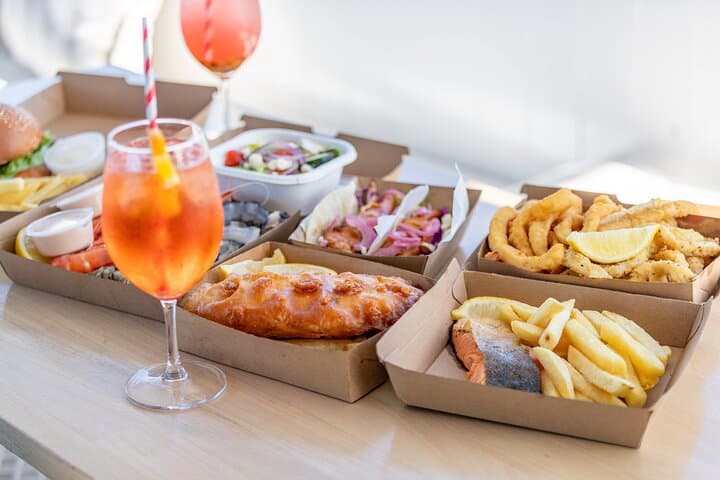 Noosa Queen Seafood Lunch Cruise — Fresh Noosa River Lunch & Wildlife Viewing