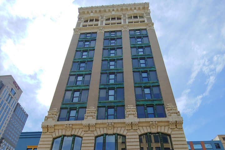Pittsburgh Cultural District Scavenger Hunt: Self-Guided Escape Game Around Heinz Hall photo 4