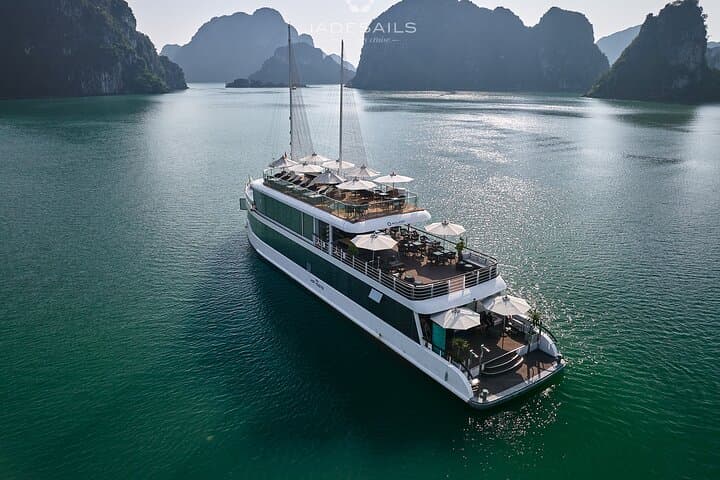 Jade Sails Luxury Day Cruise in Halong & Lan Ha Bay — 7.5-Hour Kayak, Caves & Sunset