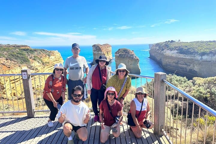 Great Ocean Road Twelve Apostles Day Tour from Melbourne