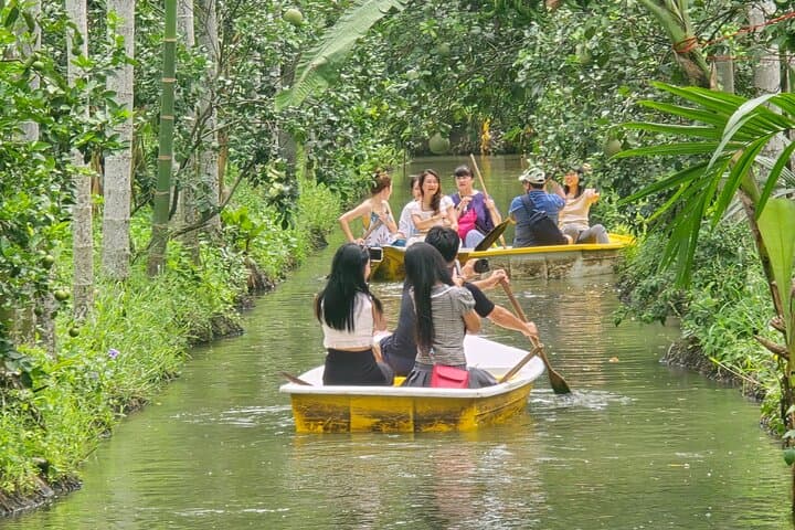 Maeklong Railway & Damnoen Saduak Floating Market: Private Day Tour from Bangkok photo 4