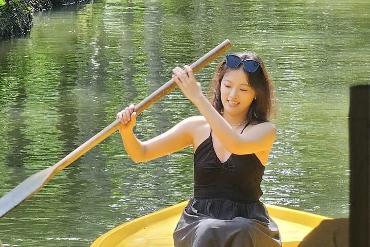 Maeklong Railway & Damnoen Saduak Floating Market: Private Day Tour from Bangkok photo 6