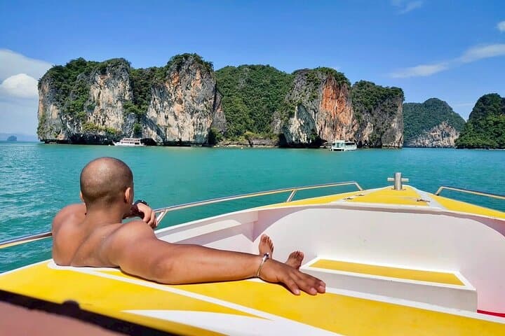 Phuket Sunset Paradise: Phi Phi Speedboat Trip with Seahorse Marine