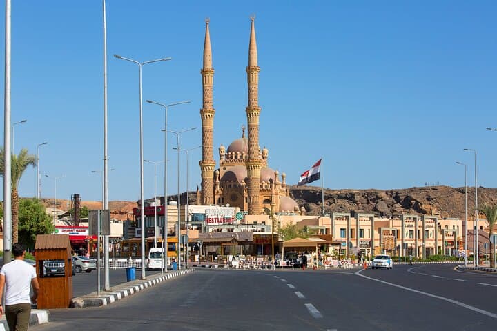 Sharm El Sheikh Private Half-Day City Tour — Old Market, Naama Bay & Soho Square photo 4