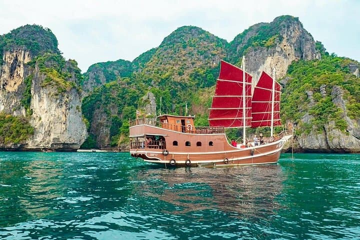Krabi Sunset Cruise: BBQ Seafood, Snorkeling & Bioluminescent Swim photo 1