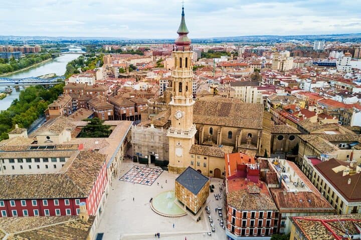Zaragoza Full-Day Private Trip from Barcelona: Basilica, Old Town & Ebro River photo 5
