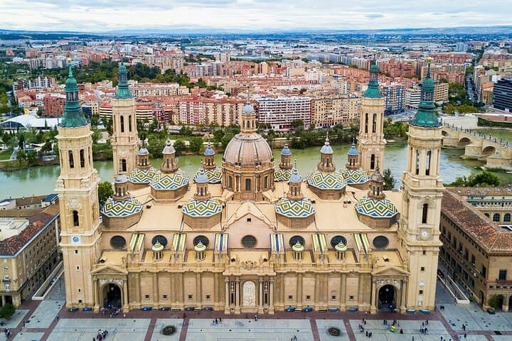 Zaragoza Full-Day Private Trip from Barcelona: Basilica, Old Town & Ebro River photo 4