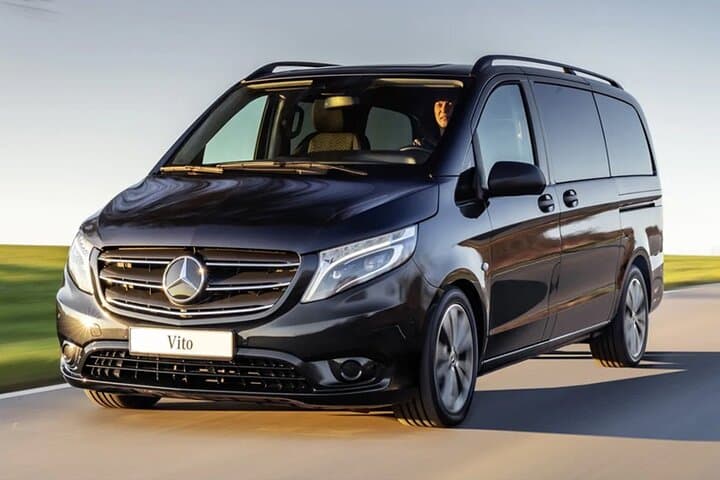 Private Transfer Prague to Dresden — Door-to-Door Comfort with Scenic Stops photo 1