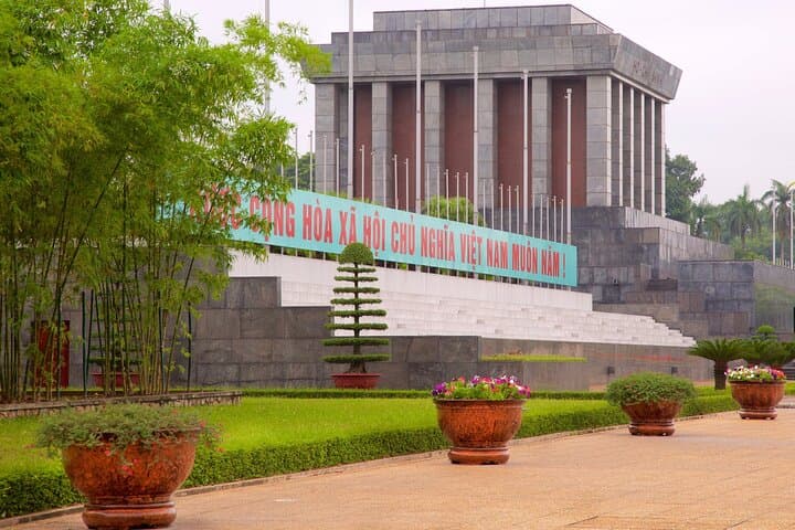 Full-Day Hanoi Highlights: Old Quarter, Ho Chi Minh Complex & Temple of Literature photo 2