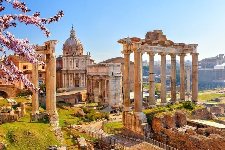 Rome Golf Cart Tour: See Colosseum, Fountains & Piazzas in 2 Hours photo 2