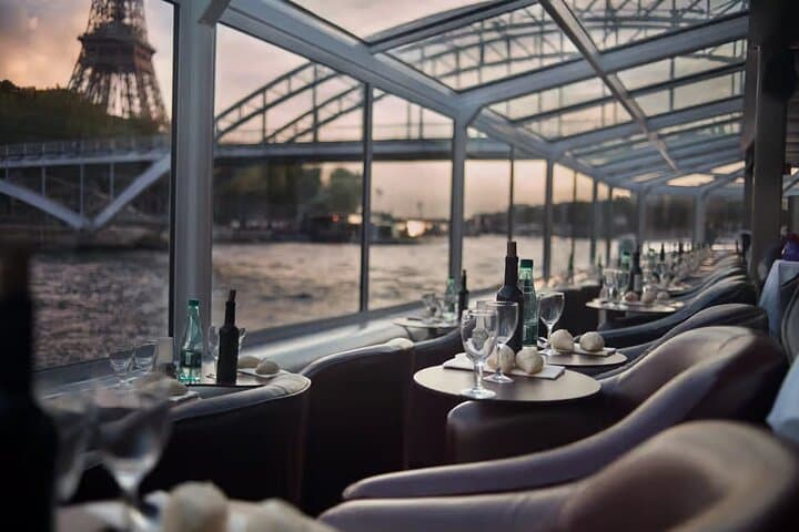 Seine River Dinner Cruise: Paris Night Views & Three-Course Cocotte Experience
