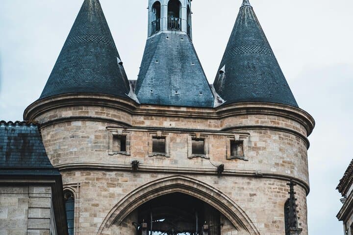 Bordeaux Historic Walking Tour — Place de la Bourse, Grosse Cloche & Saint-André photo 4