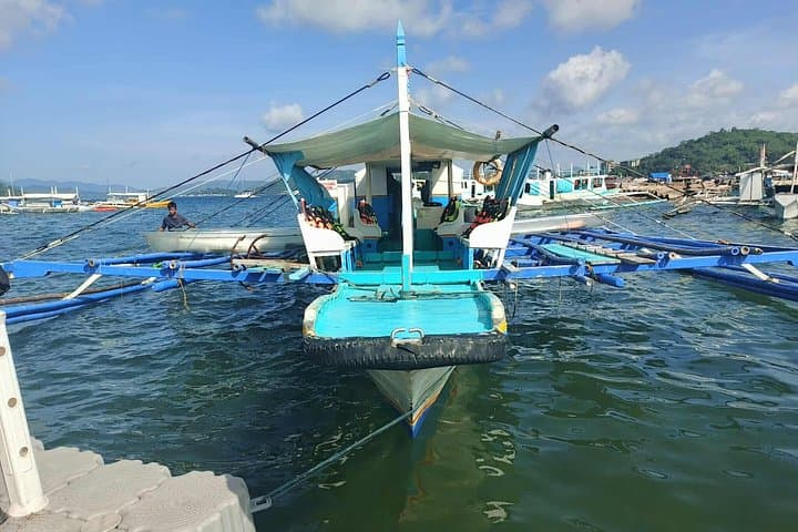Private Coron Island-Hopping Boat Rental — Market-to-Table Picnic & Snorkel photo 3