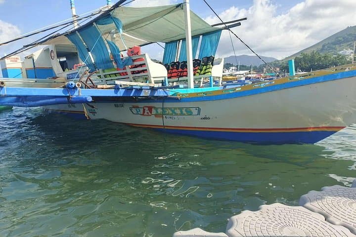 Private Coron Island-Hopping Boat Rental — Market-to-Table Picnic & Snorkel photo 2