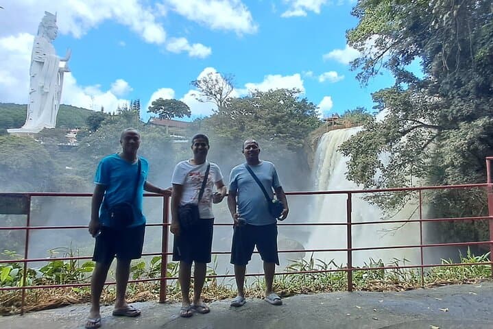 Full-Day Canyoning in Da Lat: Waterfalls, Abseils & Zipline Adventure photo 4