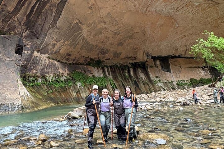 Private Narrows Slot Canyon Hike in Zion Canyon — Guided River Trek through Sandstone Walls photo 6