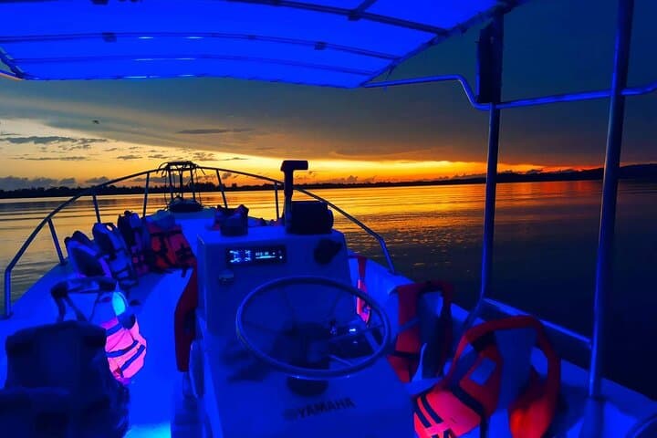Sunset and Bioluminescence at Laguna de Manialtepec — Puerto Escondido Boat Tour photo 3