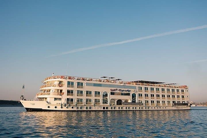 10-Day Private Egypt Tour: Cairo, 5★ Nile Cruise & Red Sea Relaxation photo 2