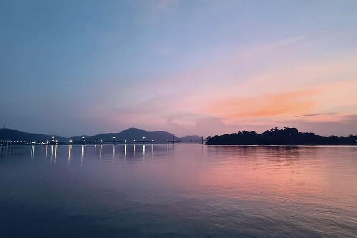 Guwahati Two-Day Tour: Kamakhya, Brahmaputra Cruise, Pobitora Rhinos & Tea Gardens