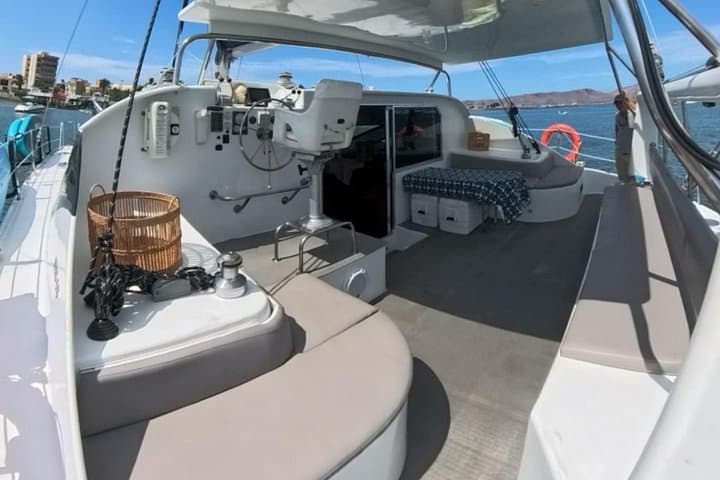 Private Catamaran Charter to San Lorenzo Island from La Punta (Callao) photo 4