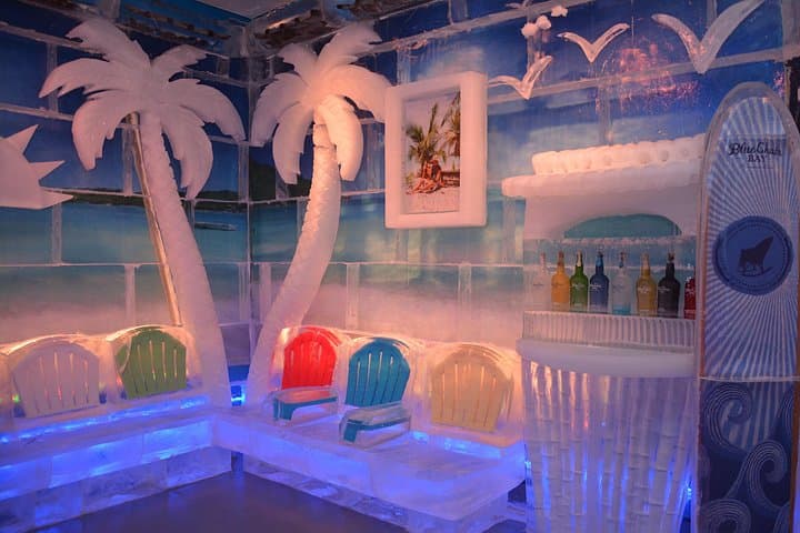 Minus5 Ice Bar at The Venetian Las Vegas: Indoor Ice Bar Experience & Tickets photo 2