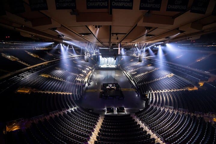 Inside Madison Square Garden: Backstage Tour & Chase Bridge Views photo 2