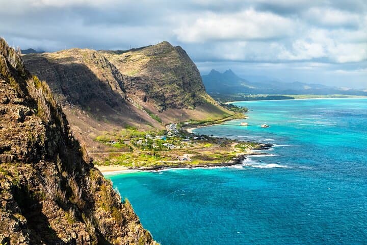 Circle Island: Full-Day Oahu Tour to Waimea Falls, Turtle Beach & Byodo-In Temple photo 6