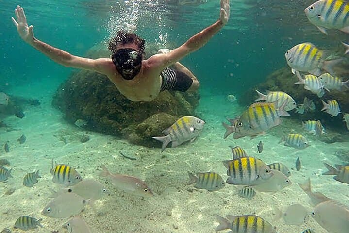 Angra dos Reis Speedboat Tour: Botinas Islands & Gipóia Beach Stops photo 4