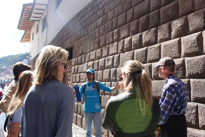 Cusco Walking Tour: Inca Walls, Plaza de Armas & San Blas Highlights photo 3