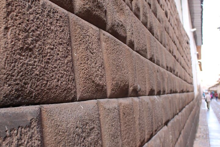 Cusco Walking Tour: Inca Walls, Plaza de Armas & San Blas Highlights photo 4