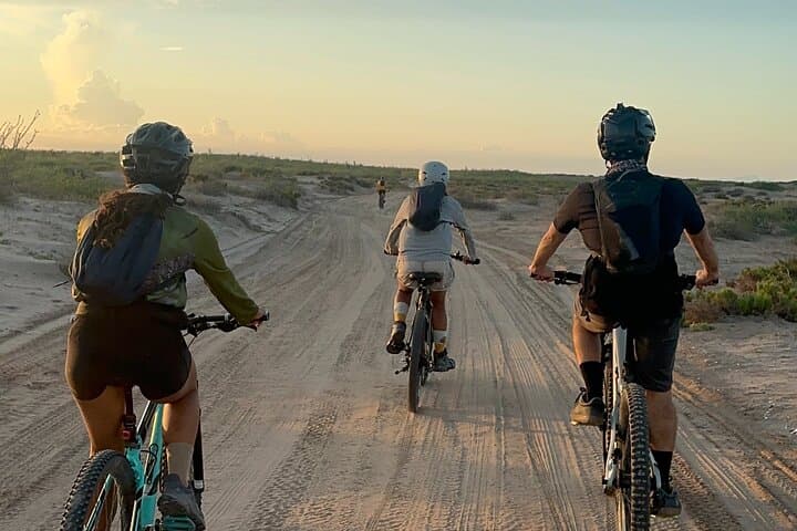 Sunset Bike Ride La Paz Bay: Desert Trails, Mangroves & Wildlife photo 1