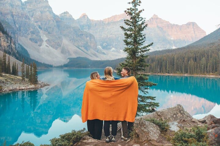 Moraine Lake Sunrise & Daytime Tour with Lake Louise Option photo 2