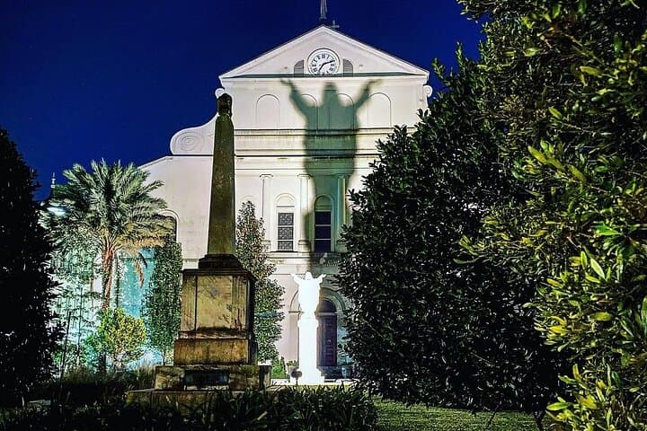 New Orleans Ghost Tour: Guided French Quarter Haunted Walking Tour photo 3