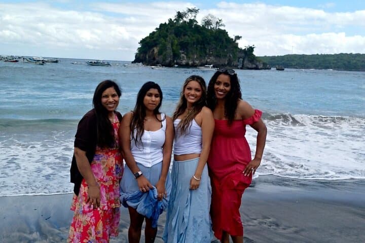 Full-Day West Nusa Penida Private Tour — Kelingking, Broken Beach & Crystal Bay photo 4