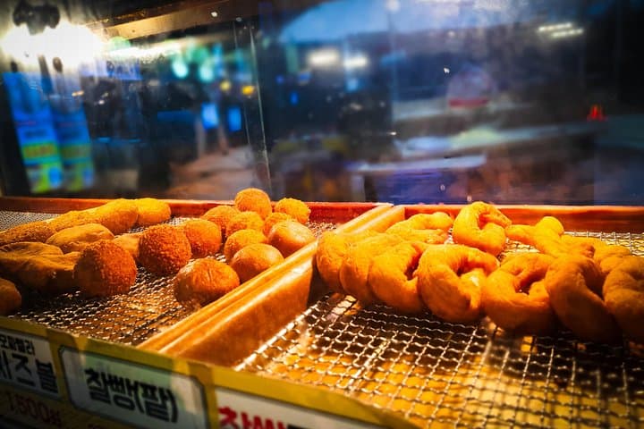 Gangnam Drinking Games and BBQ Night Tour - Authentic Seoul Pub Culture photo 4