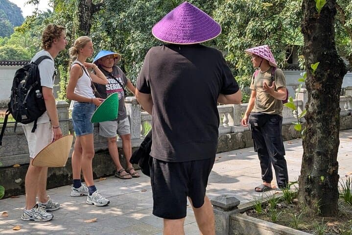 Ninh Binh E‑Bike Tour: Secret Tam Coc Countryside & Village Homestay photo 5