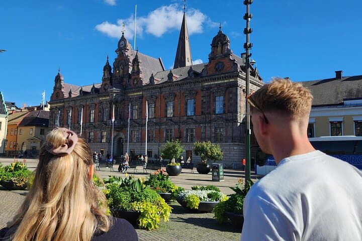 Malmo Highlights in 4 Hours: Øresund Train, Gamla Väster & Fika photo 3