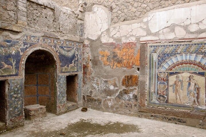 Family-Friendly Pompeii: Interactive Kids' Tour with Skip-the-Line Access photo 3