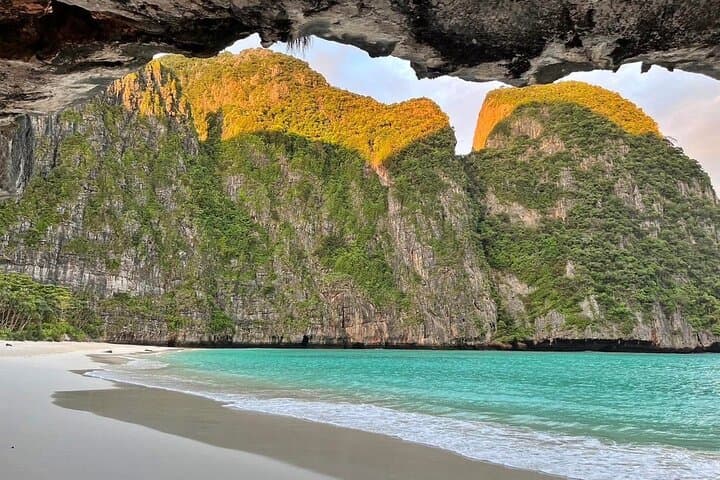 Krabi Phi Phi Early-Bird & 4 Islands Speedboat Tour — Sunrise Snorkel and Sandbars photo 6