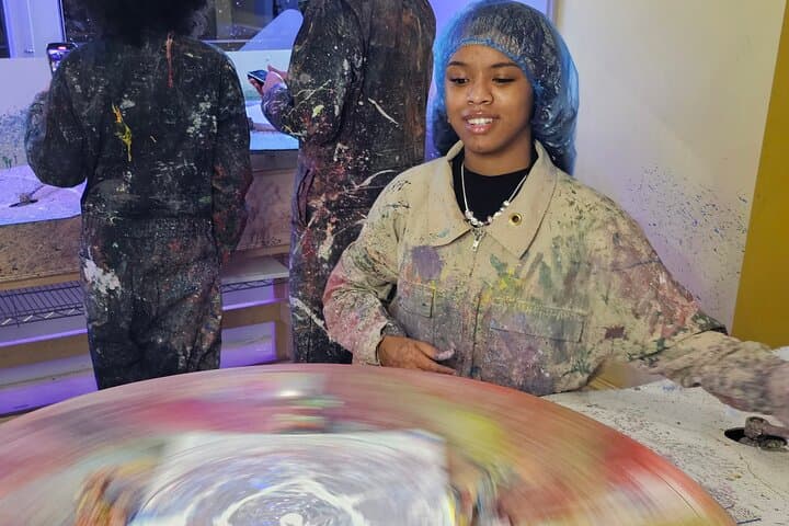 Atlanta Pour-a-Bear & Canvas Combo: Hands-On Paint Studio Experience photo 3