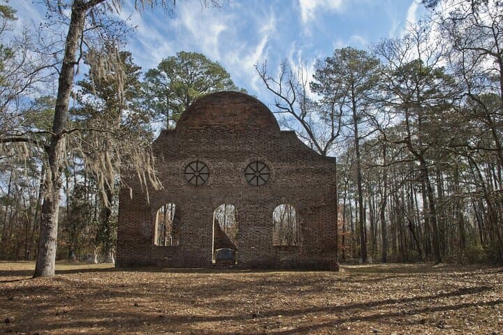 Savannah to Charleston Road Trip: Self-Guided Audio Tour of Lowcountry History and Wildlife photo 5