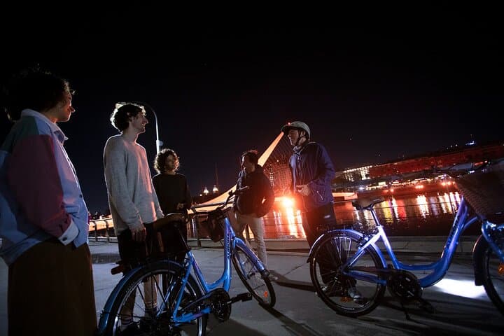 Buenos Aires After Dark: Small-Group Night Bike Ride Through San Telmo, Avenida de Mayo & Puerto Madero photo 2