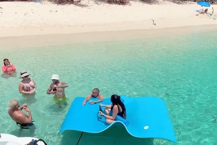 Discover Culebra: 2-Day Private Yacht Tour with Guesthouse Stay photo 5