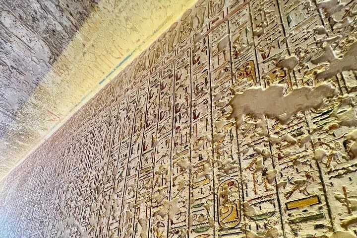 One-Day Private Tour of Luxor's East and West Banks: Valley of the Kings, Hatshepsut & Karnak photo 5