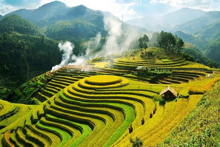 Mai Chau Day Trip: Cycling Through White Thai Villages & Weaving Workshops photo 4