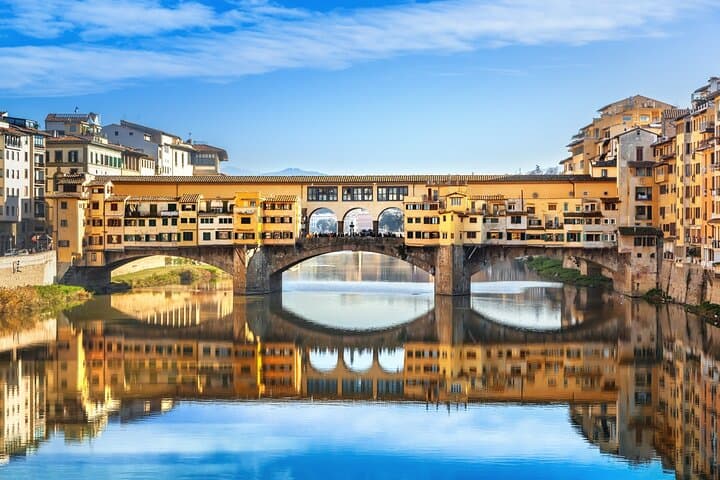 Bike Tour of Florence: E-Bike Ride to Duomo, Ponte Vecchio & Piazzale Michelangelo photo 4